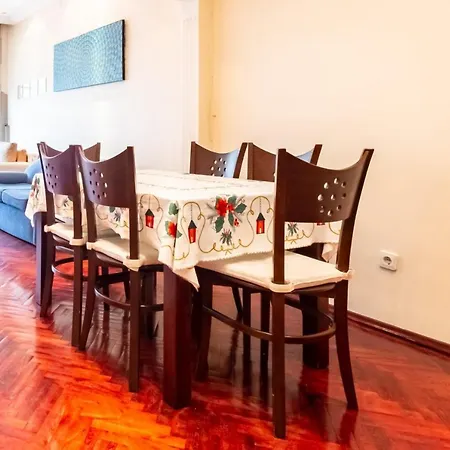 Bright And Flat In Kadikoy With Balcony Apartment Istanbul