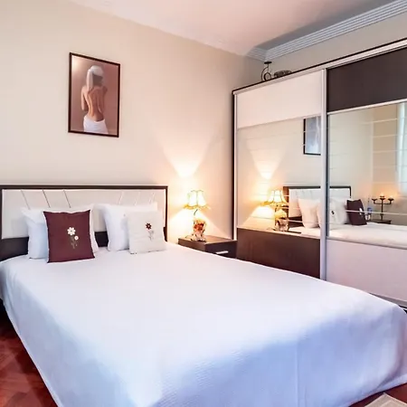 Bright And Flat In Kadikoy With Balcony Istanbul
